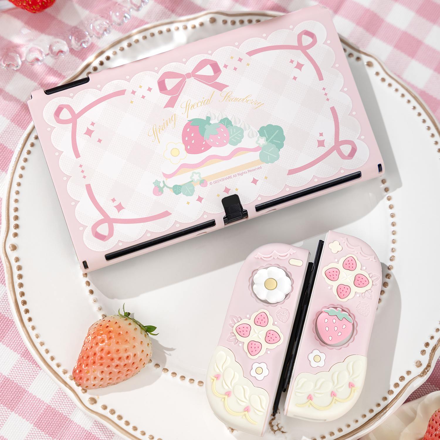 Strawberry Huller - Geekshare Silicone Protective Case and JoyCon